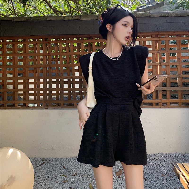 Set Áo Sát Nách Và Quần Short Dáng Rộng Thời Trang Mùa Hè Cho Nữ