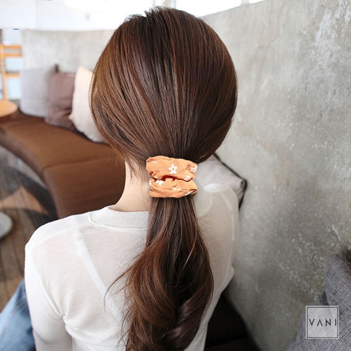 [Mã FAXANH245 giảm 10K đơn 50K] Cột Tóc Scrunchies Vải Linen Họa Tiết Hoa 5 Cánh Thời Trang - Vani Store