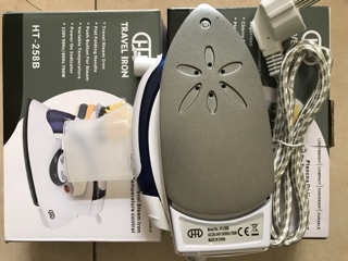 Bàn là hơi nước mini
