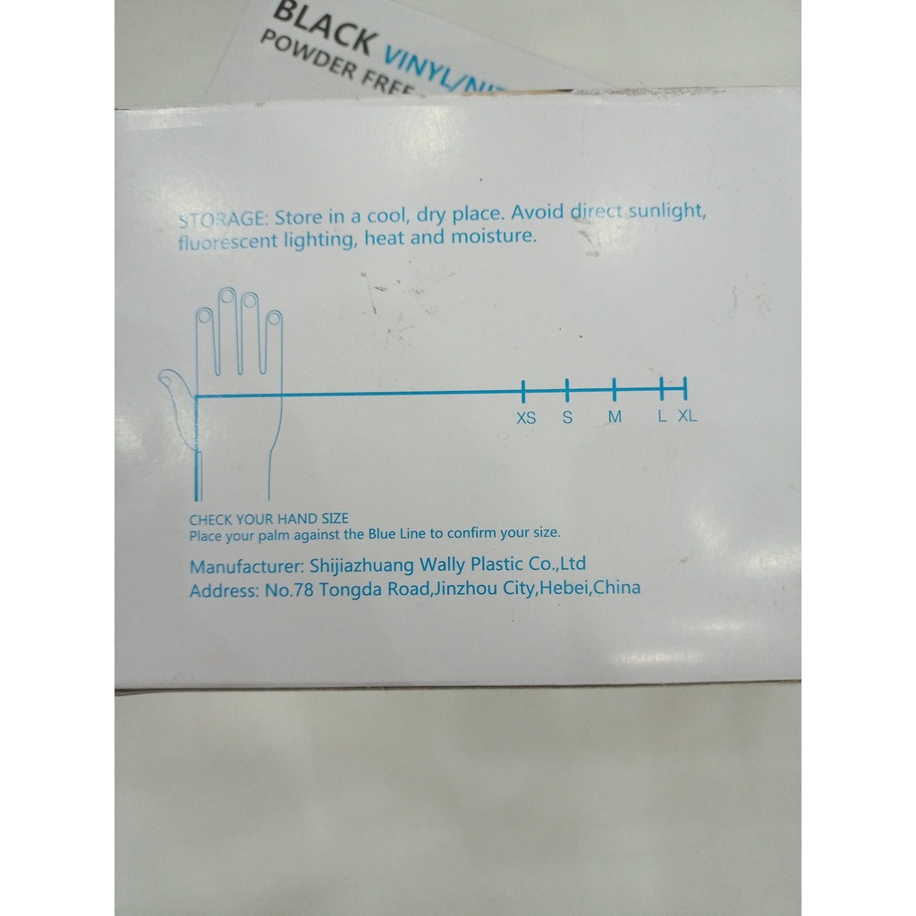 1 Hộp bao tay đen có 100 bao tay dùng cho tiệm tóc