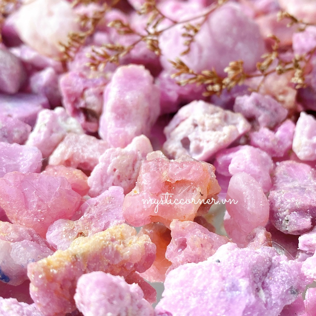 Vụn thô đá thanh tẩy Ruby tự nhiên dùng trong Tarot, thiền định, Reiki, Phong thủy