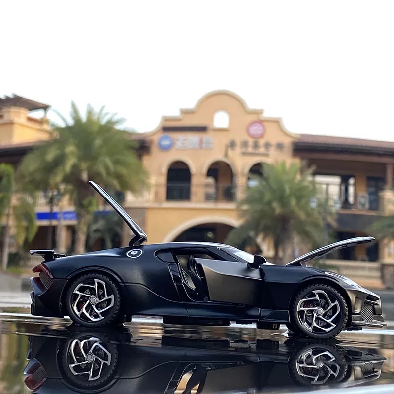 Xe mô hình Bugatti La Voiture Noire tỉ lệ 1:24