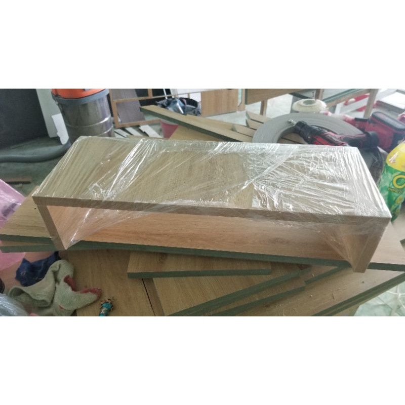 Kệ để màn hình máy tính