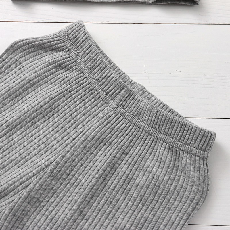 Bộ Áo Sát Nách + Quần Ngắn Thiết Kế Sọc Xinh Xắn Cho Bé Gái