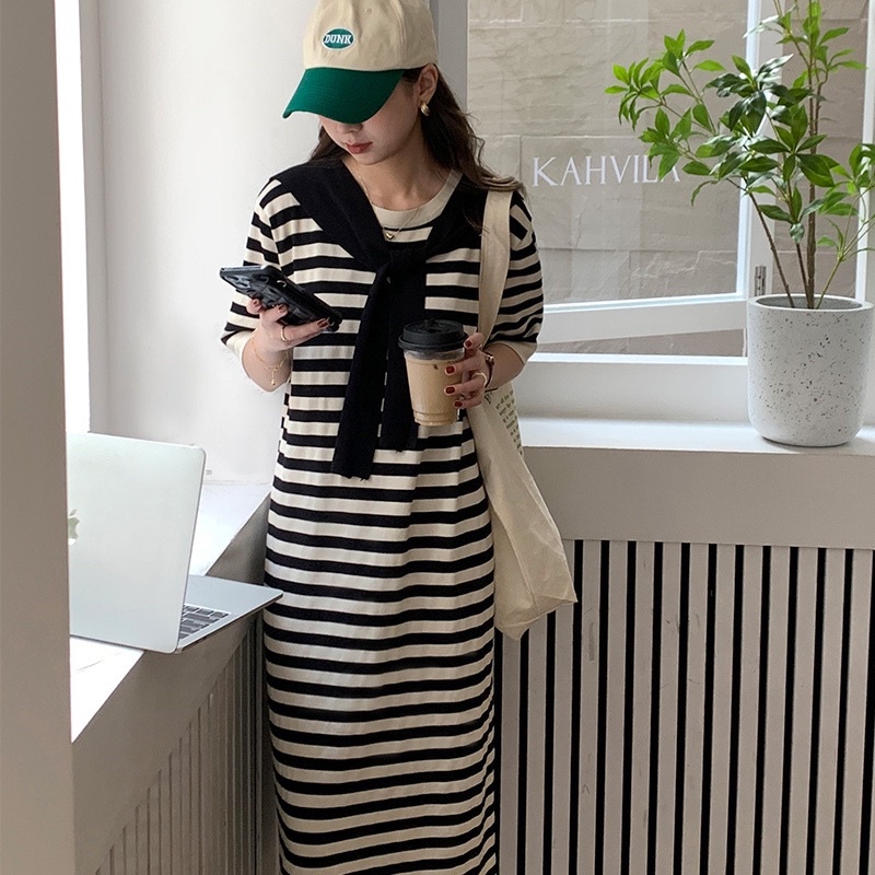 Đầm thuỷ thủ hoạ tiết Kẻ Ô Chất Len Dáng Suông Siêu Xinh