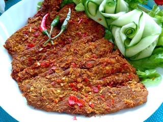 Heo khô miếng giả thịt bò