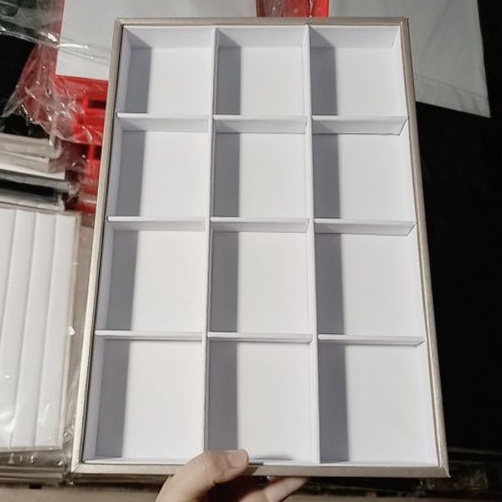 Khay Phẳng Trơn, Khay 12 Ô, Khay 24 Ô( 24 ngăn) Đựng Phụ Kiện,  TS, Charm Hàng Cao Cấp