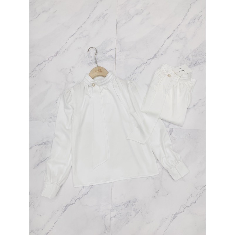 Sơmi trắng cổ khoét phối cà vạt vnxk | BigBuy360 - bigbuy360.vn