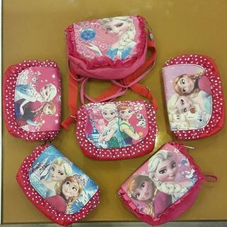 TÚI ĐEO CHÉO BÉ GÁI ELSA & HELLO KITTY