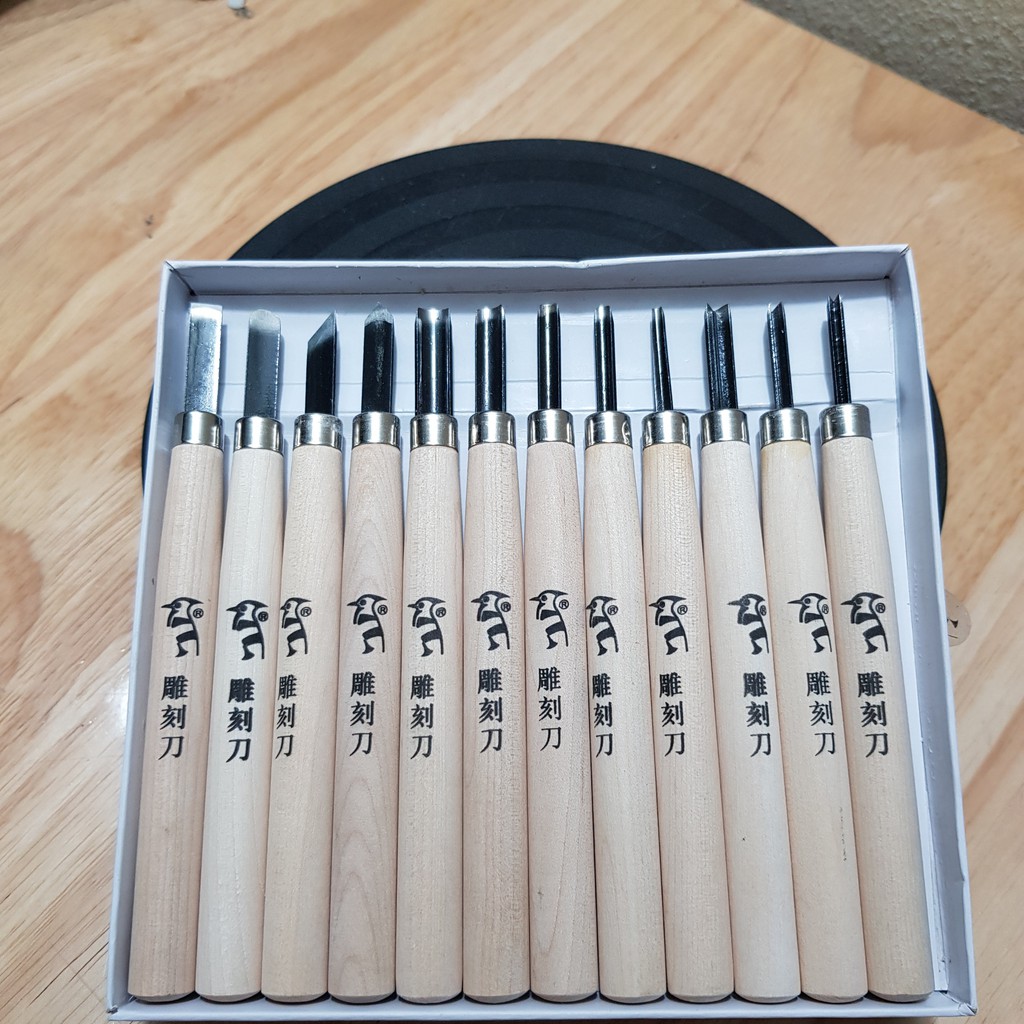 Bộ dao khắc đục tiện gỗ 12 món( Hiệu chim gõ kiến)