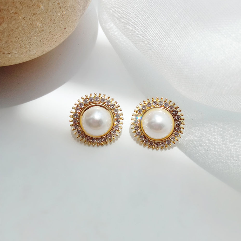 Khuyên tai hình tròn đính ngọc trai nhân tạo phong cách thời trang Hàn