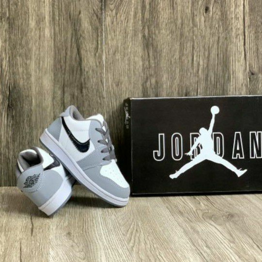 Giày Thể Thao Nike Jordan Nhập Khẩu Cao Cấp Cho Bé