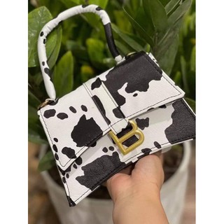 B bò sữa đeo chéo size 20cm