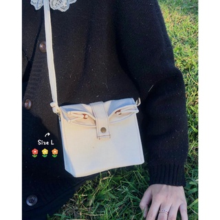 Túi handmade creamy by Minet