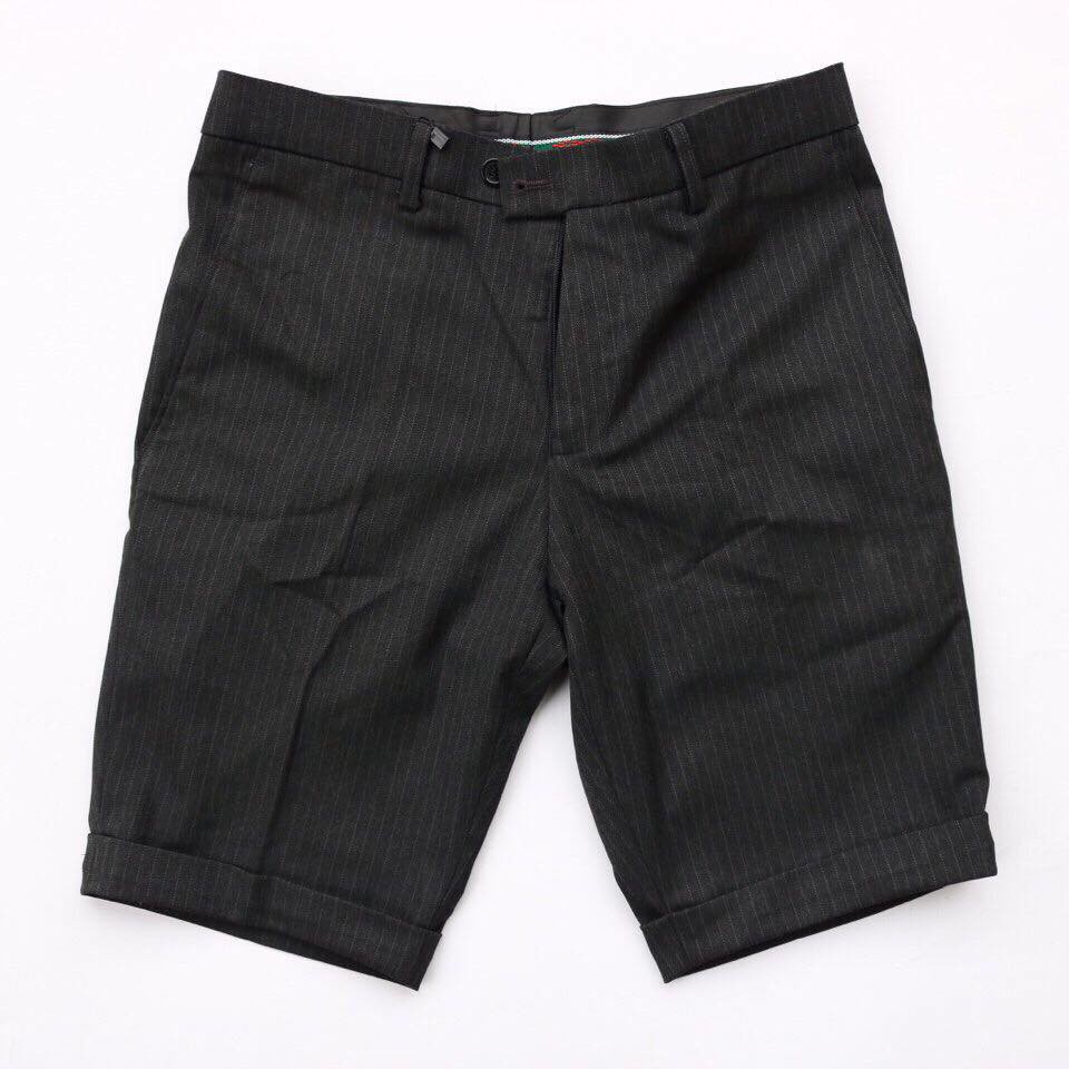 Quần short âu sọc dọc