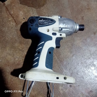máy bắn vít cids 144W