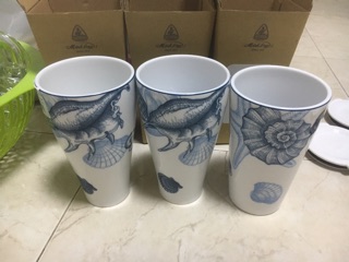 Cốc sứ có nắp Minh Long