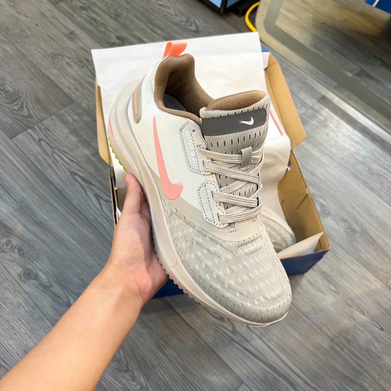 Giày sneaker zoom water shell nâu hồng cam nhạt