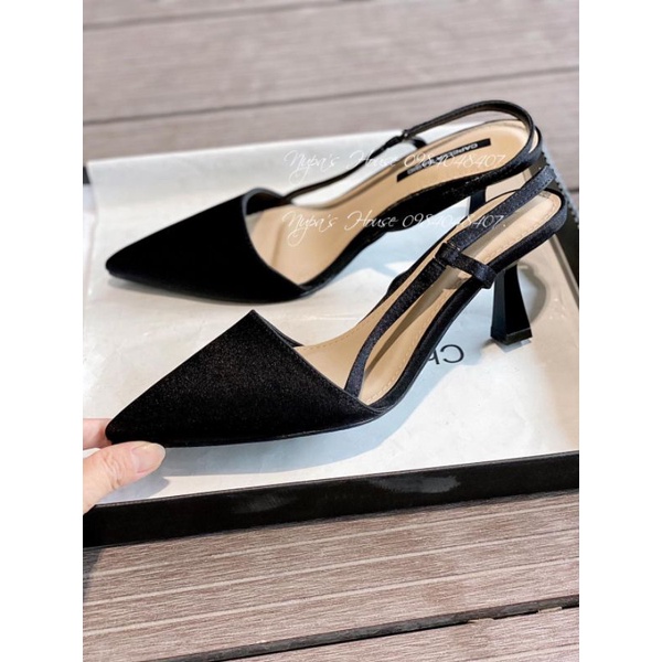 Giày cao gót mũi nhọn