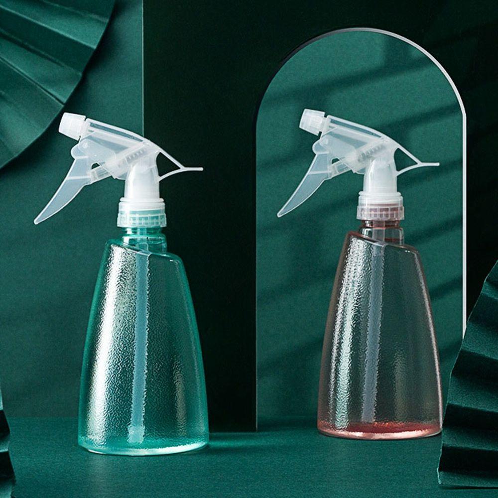 Bình Xịt Nước Tưới Cây Bằng Nhựa Tiện Lợi