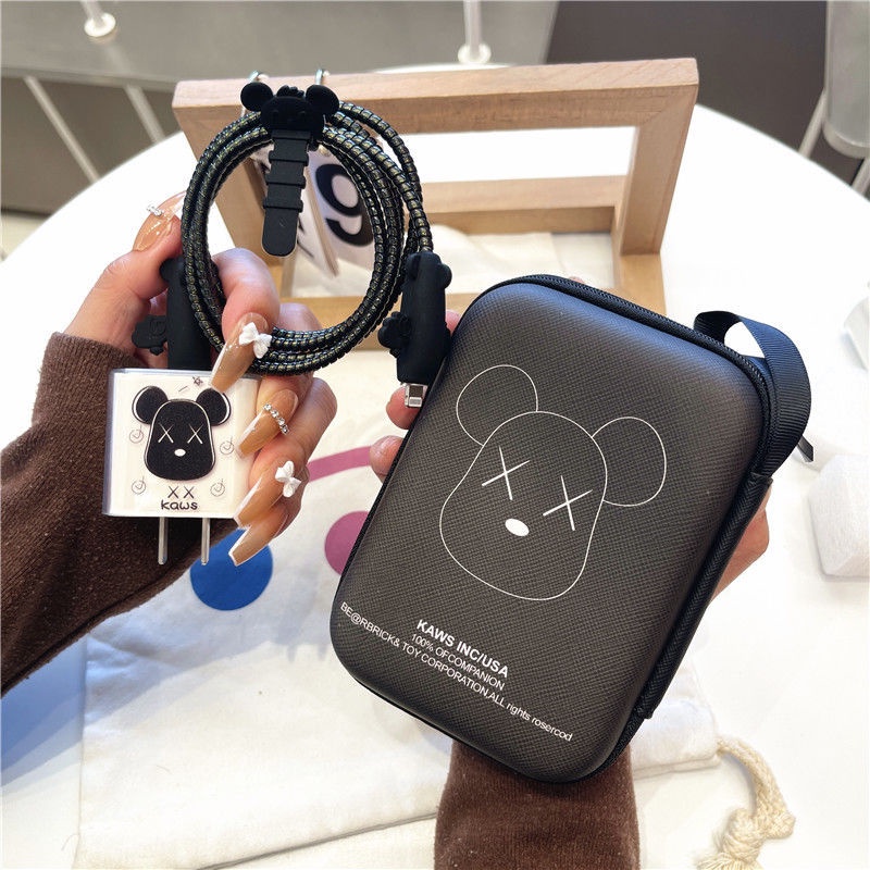 Vỏ Bảo Vệ Hộp Sạc Tai Nghe IPhone 11 12 18W-20W Bằng Silicon Mềm Họa Tiết Hoạt Hình 3D Dễ Thương