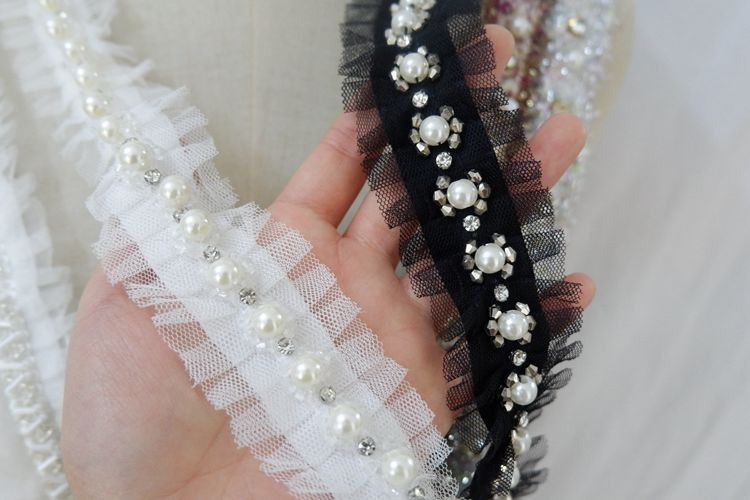 Dây Vải Ren Đính Hạt Xinh Xắn Rộng 3-4cm