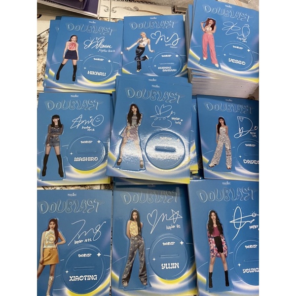 Standee, sticker nhóm nhạc KEP1ER