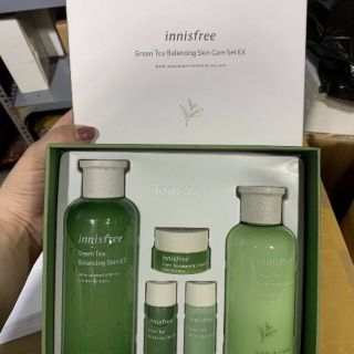 Set dưỡng innisfree