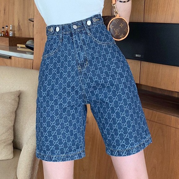 Quần Short Cap Cao Ống Rộng Họa Tiết Nổi Bật_C24