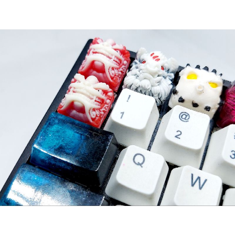 Keycap resin Shishi clone tone trắng đỏ trang trí bàn phím cơ