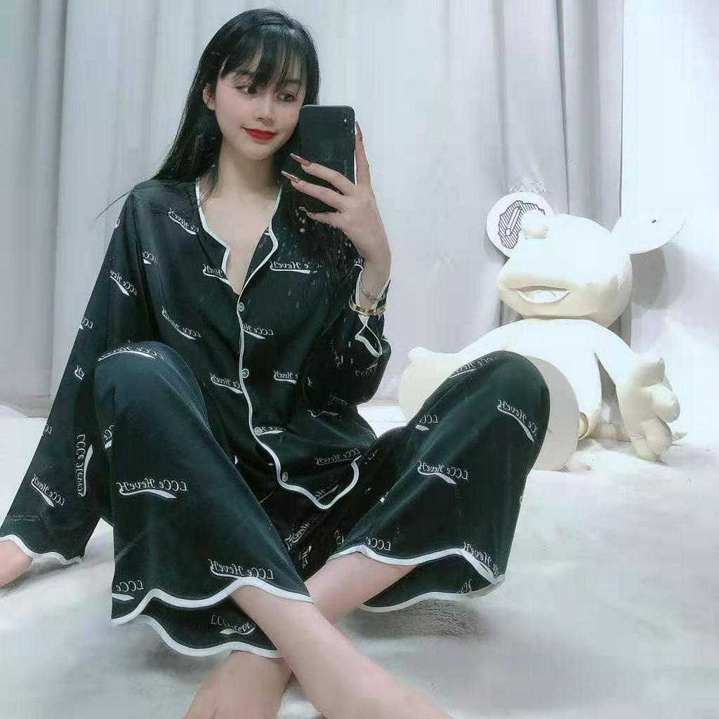 Bộ Đồ Ngủ Tay Dài Thoải Mái Họa Tiết Xinh Xắn Tùy Chọn Cho Nữ