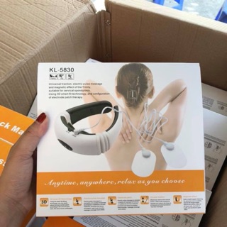 Máy matxa cổ vai gáy