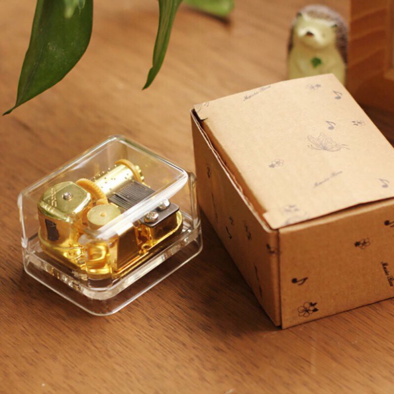 Hộp nhạc trong suốt phát bài hát Happy Birthday mạ vàng