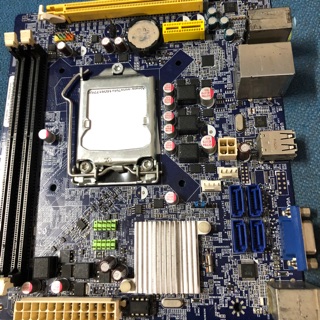 Main nguyên bản FOXCONN h61 bh 1 tháng