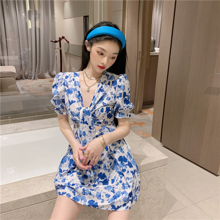 Đầm Hoa Cổ V Ngắn Tay Quyến Rũ Cho Nữ 2021 | BigBuy360 - bigbuy360.vn