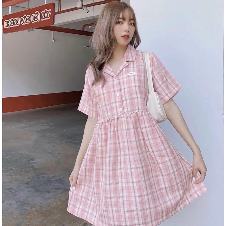 Đầm BbD hồng caro.