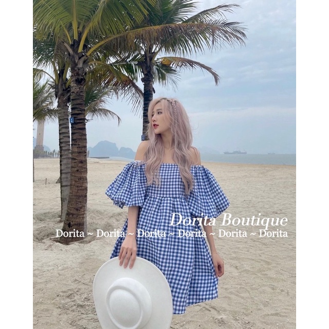 Váy trễ vai caro Daisy tay bồng Hàn Quốc, Đầm Caro xanh Daisy - Dorita Boutique | BigBuy360 - bigbuy360.vn