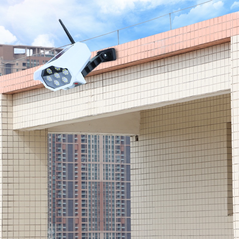 Đèn năng lượng mặt trời mô hình camera giả chống trộm điều khiển từ xa tiện lợi