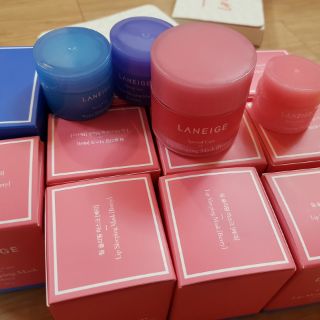 Mặt nạ ngủ môi Laneige