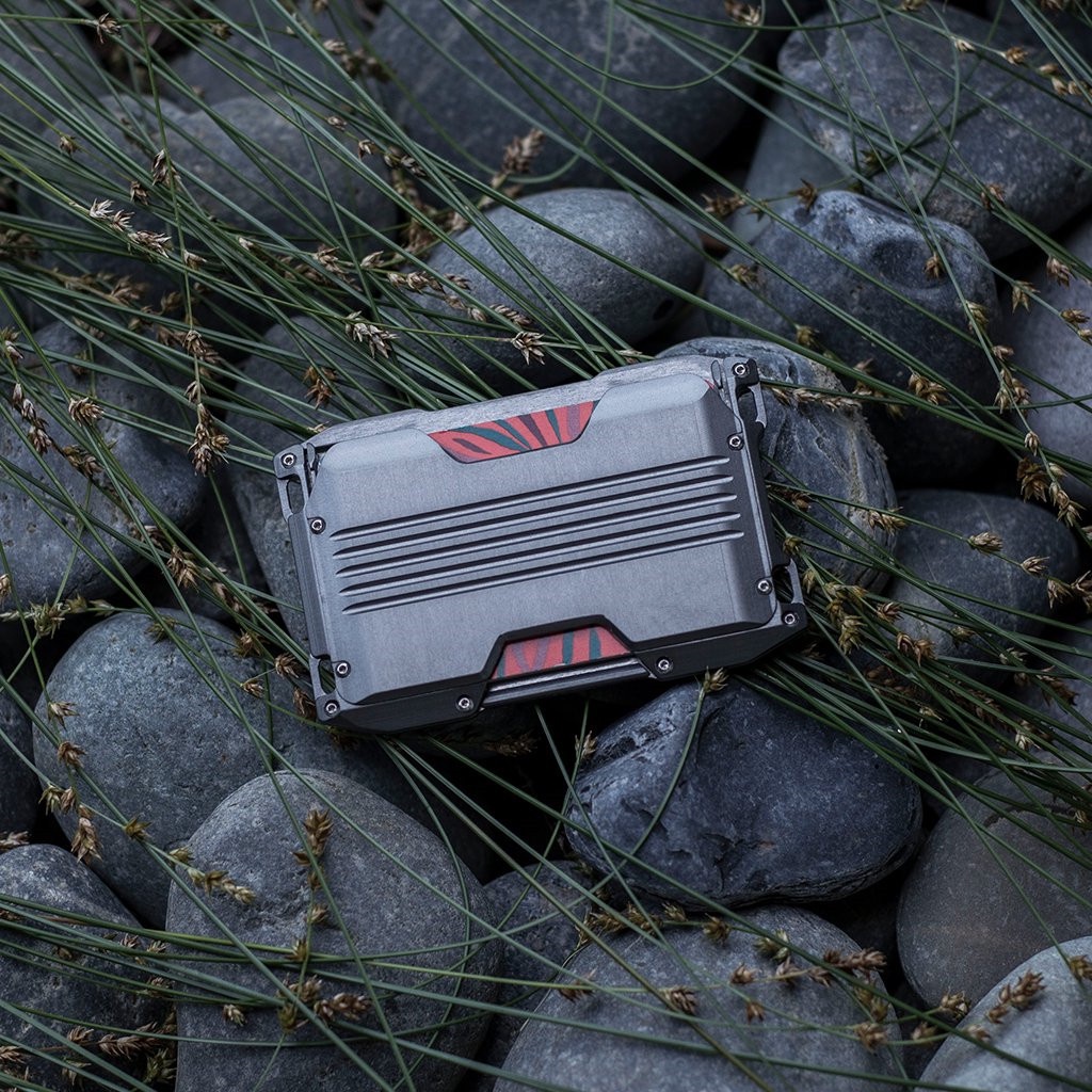 Ví Đựng Thẻ Bằng Hợp Kim Nhôm Chống Trộm Đa Năng Phong Cách Mới Cho Nam