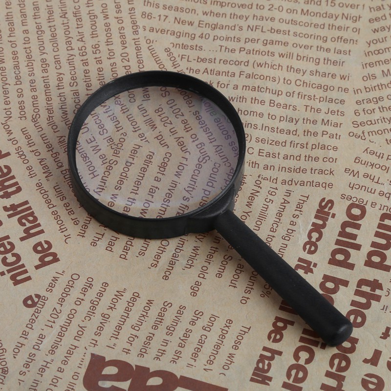 Kính lúp cho học sinh
