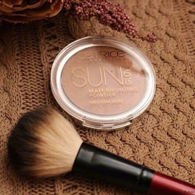 { CHÍNH HÃNG }Tạo Khối Sun Catrice Glow thường hiệu Đức giúp gương mặt trở lên thon gọn hơn