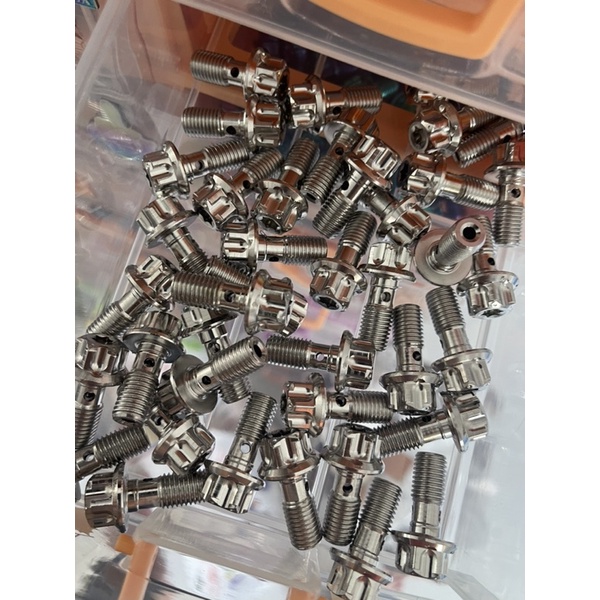 ốc heo dẫn dầu salaza 304 gắn các loại xe