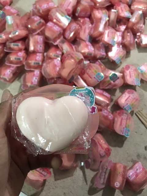 Xà phòng trái đào cải thiện thâm làm sáng da | BigBuy360 - bigbuy360.vn