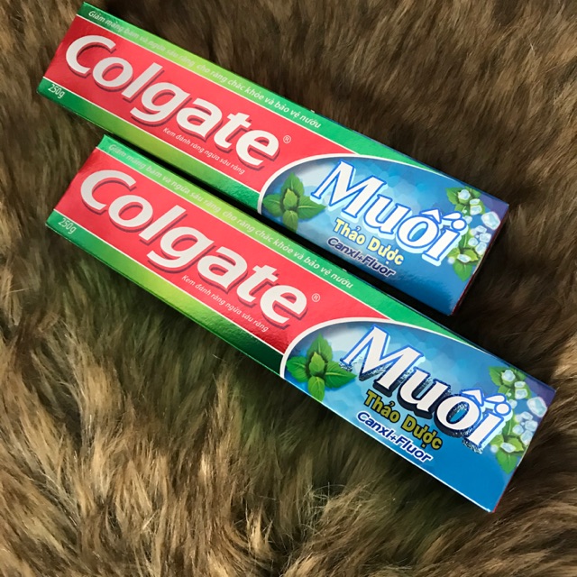 Kem đánh răng Colgate Muối 250g