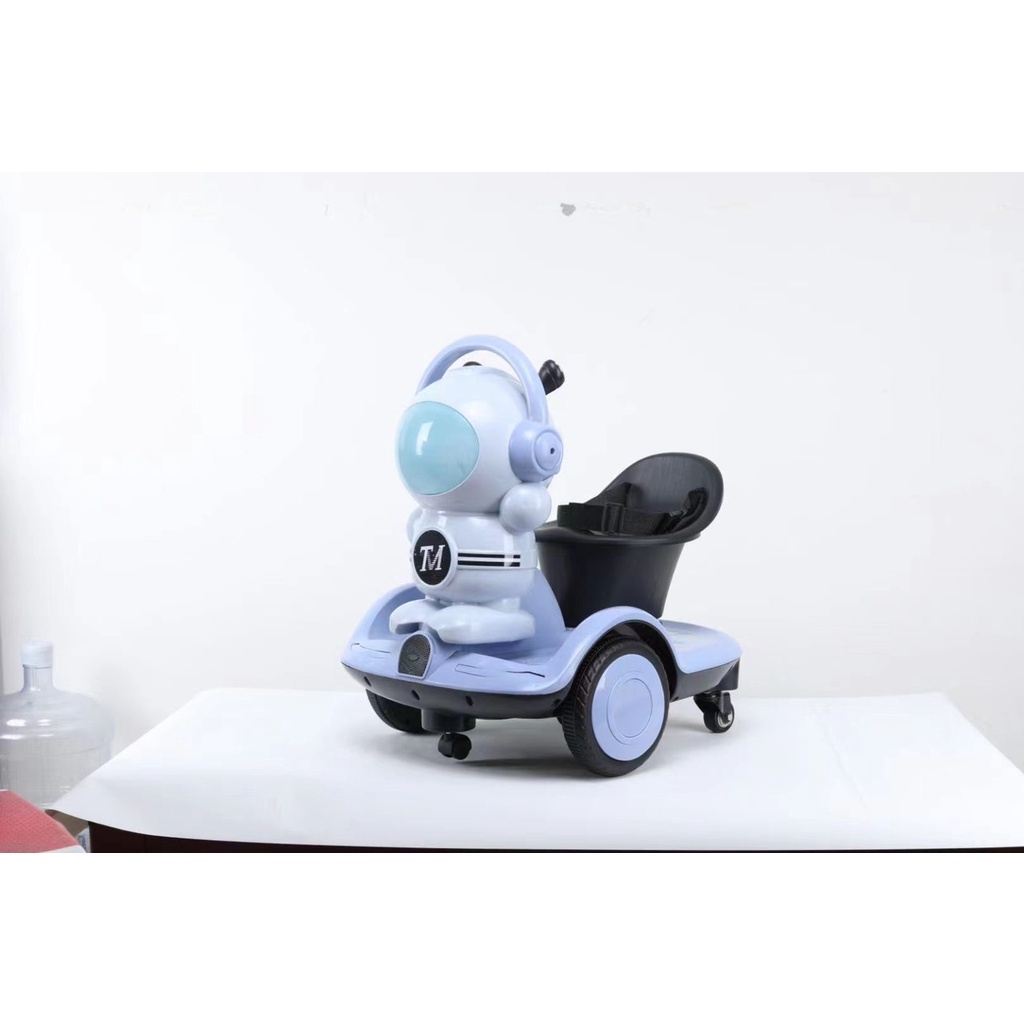Xe điện xoay 360 độ phi hành gia cho bé  . xe thăng bằng có kèm điều khiển mẫu mới năm 2022 có tay ga