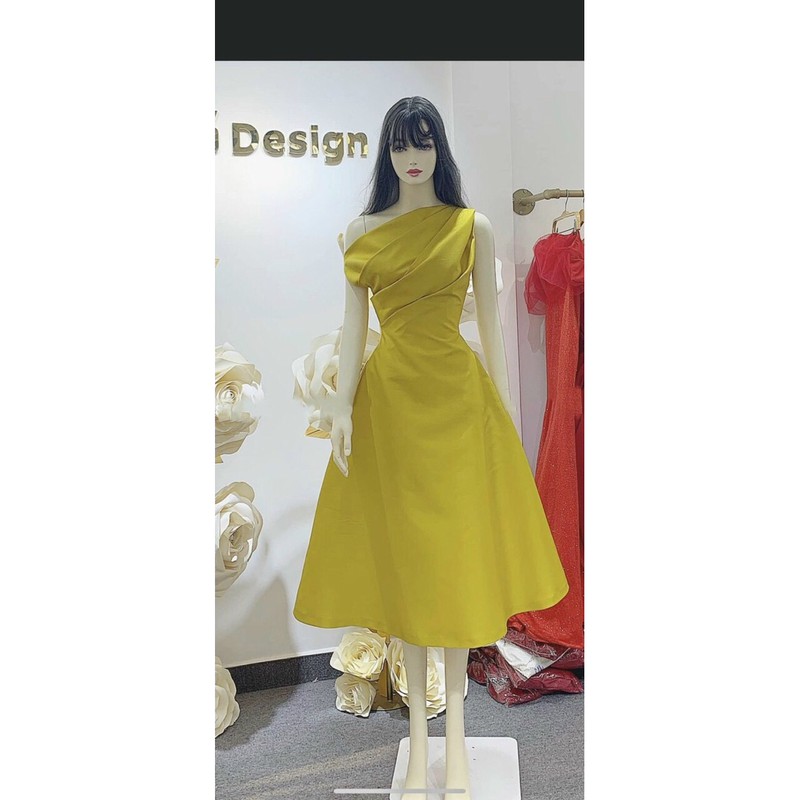 ĐẦM XOÈ CHÉO VAI XẾP LY