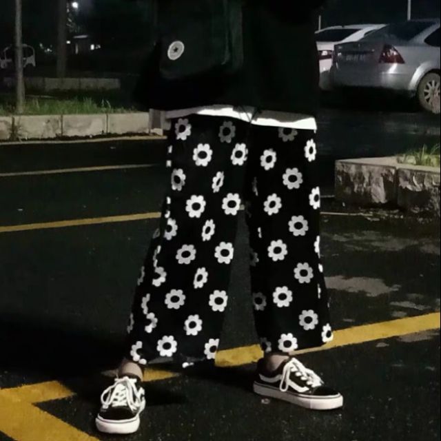 Quần cartoon pants, quần hoạt hình