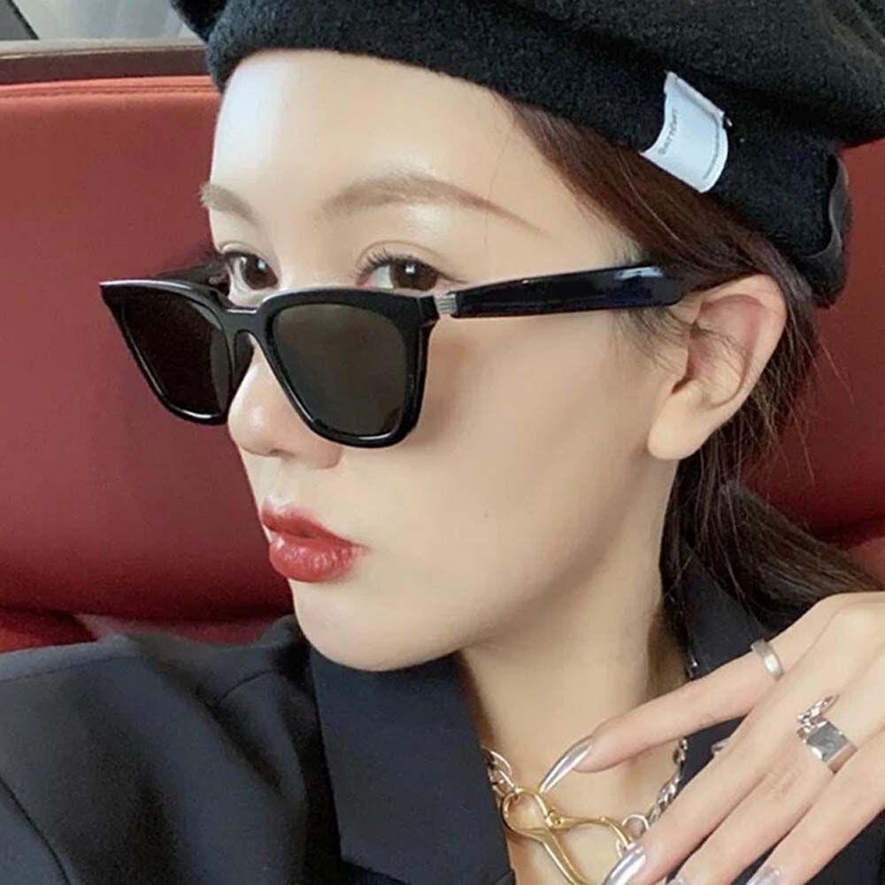 Kính Mát Mắt Mèo Đen Chống Tia UV Thời Trang Cho Nữ