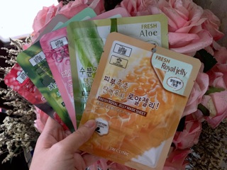 Mặt nạ giấy 3w Clinic mask sheet